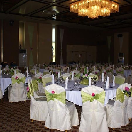 Benin Marina Hotel Cotonou Buitenkant foto