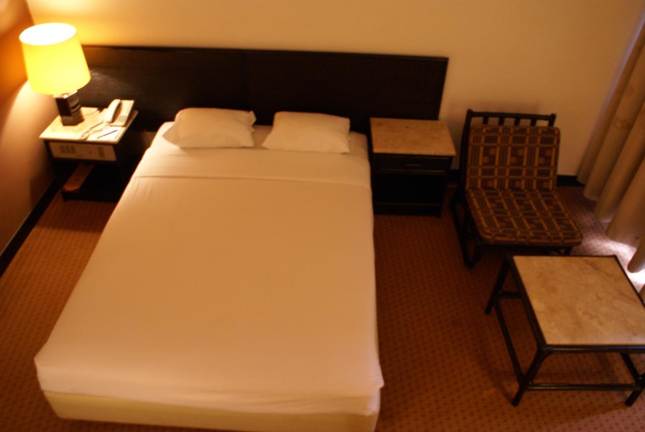 Benin Marina Hotel Cotonou Buitenkant foto