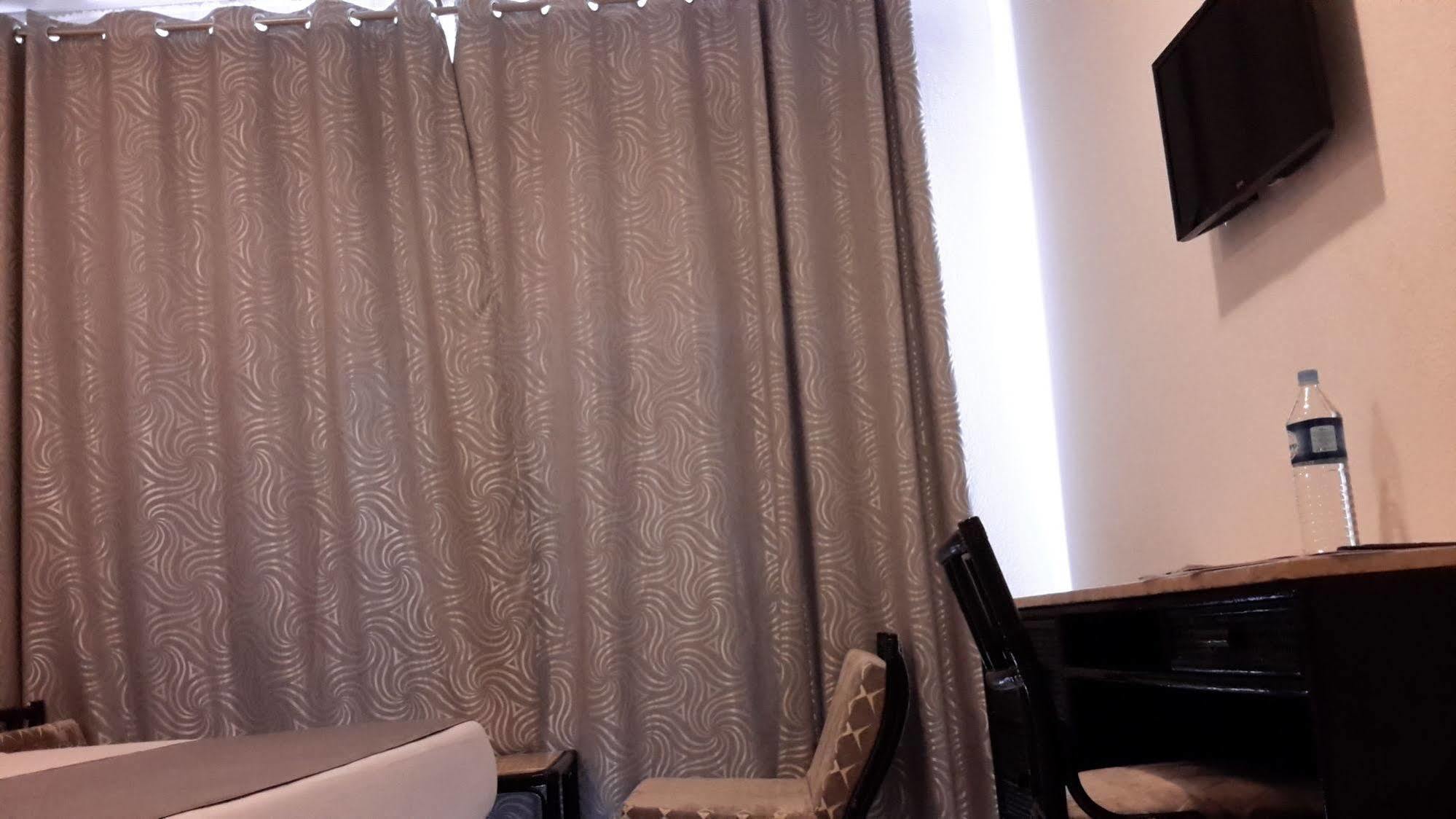 Benin Marina Hotel Cotonou Buitenkant foto